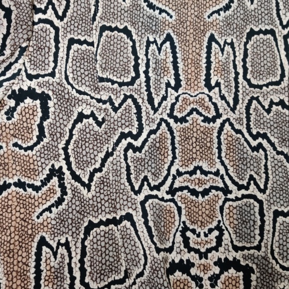 Python Blazer - Picture 9 of 11